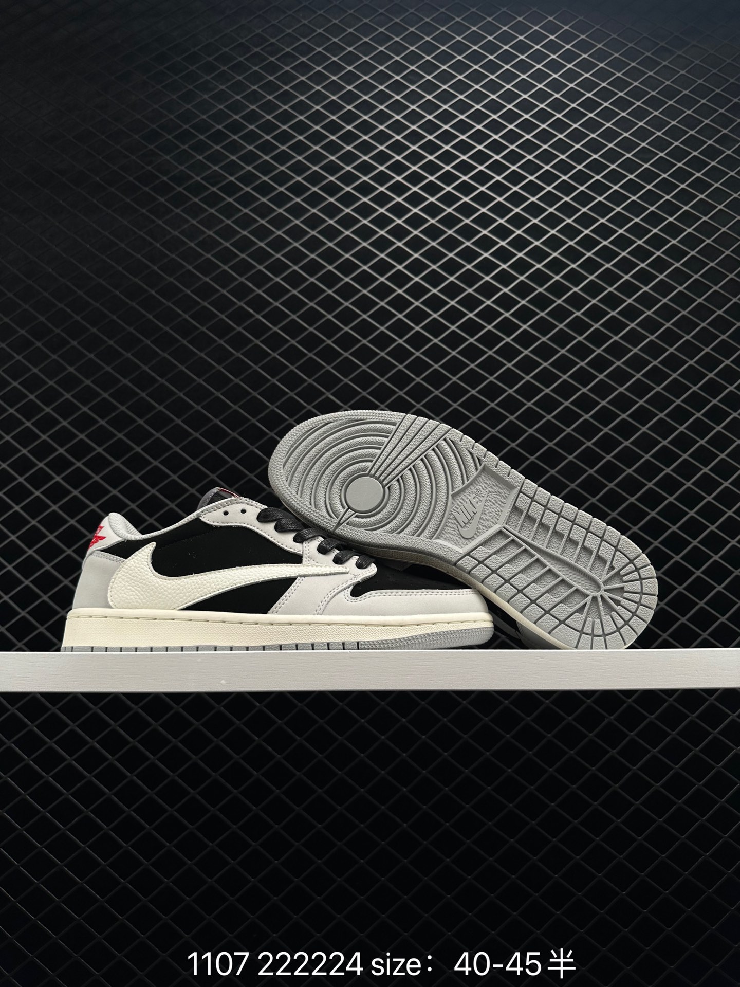 Travis Scott x Fragment x Air Jordan 1 Low“Military Blue”